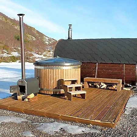 Lofoten Camp *