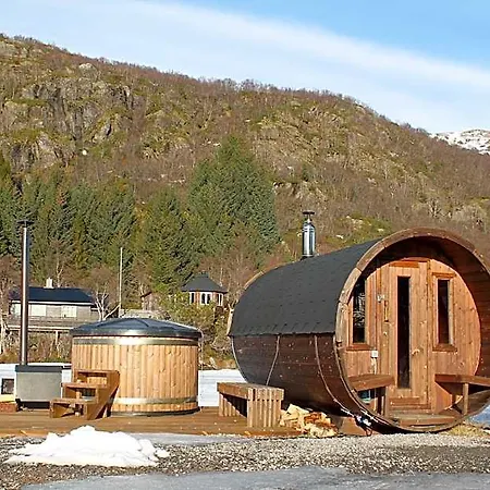 Lofoten Camp *