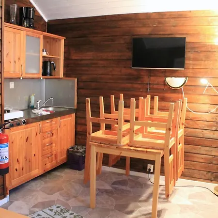 Lofoten Camp Lodge *